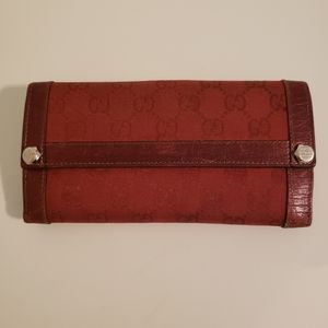 Gucci wallet
